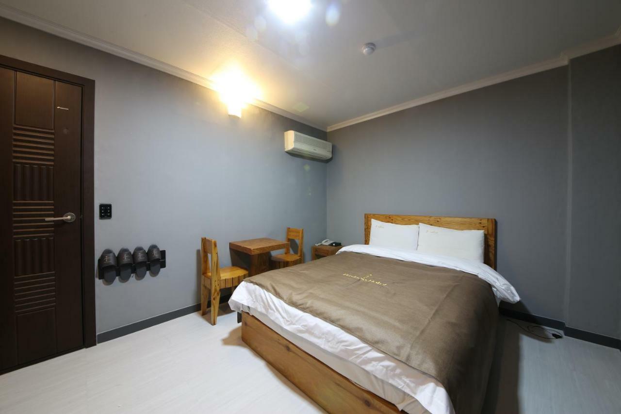 Gung Hotel Чонджу Экстерьер фото