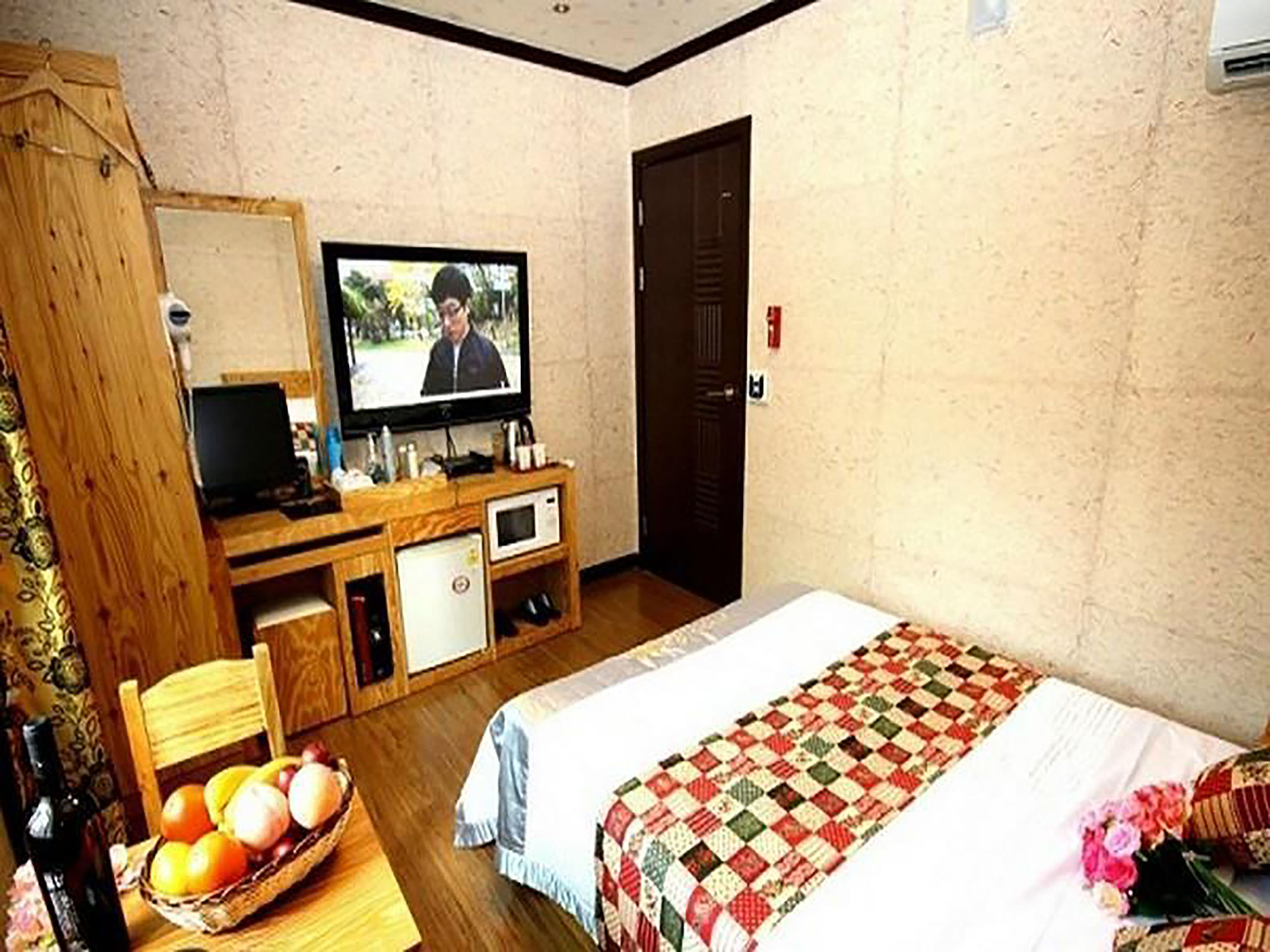 Gung Hotel Чонджу Экстерьер фото